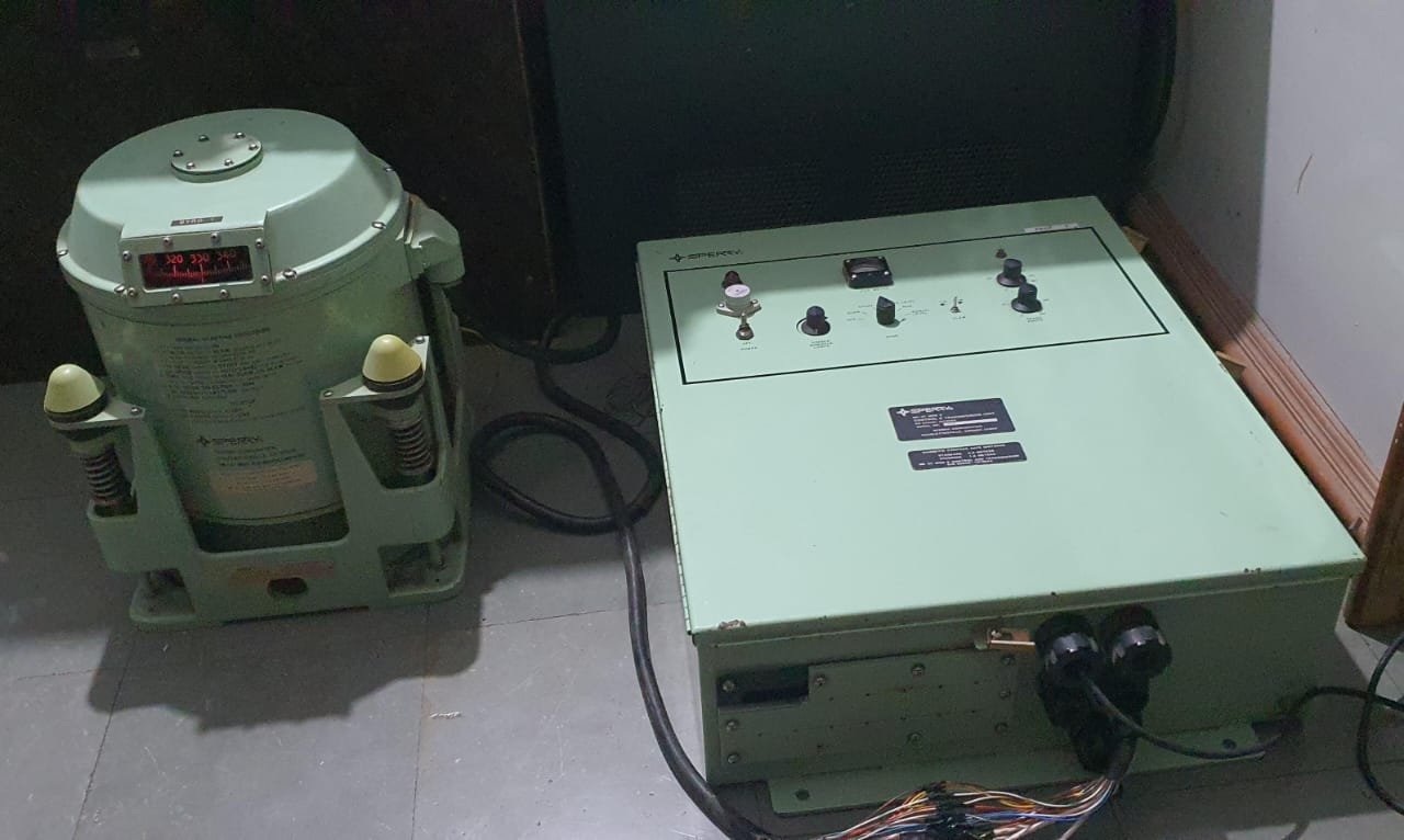 Sperry Gyrocompass MK-37